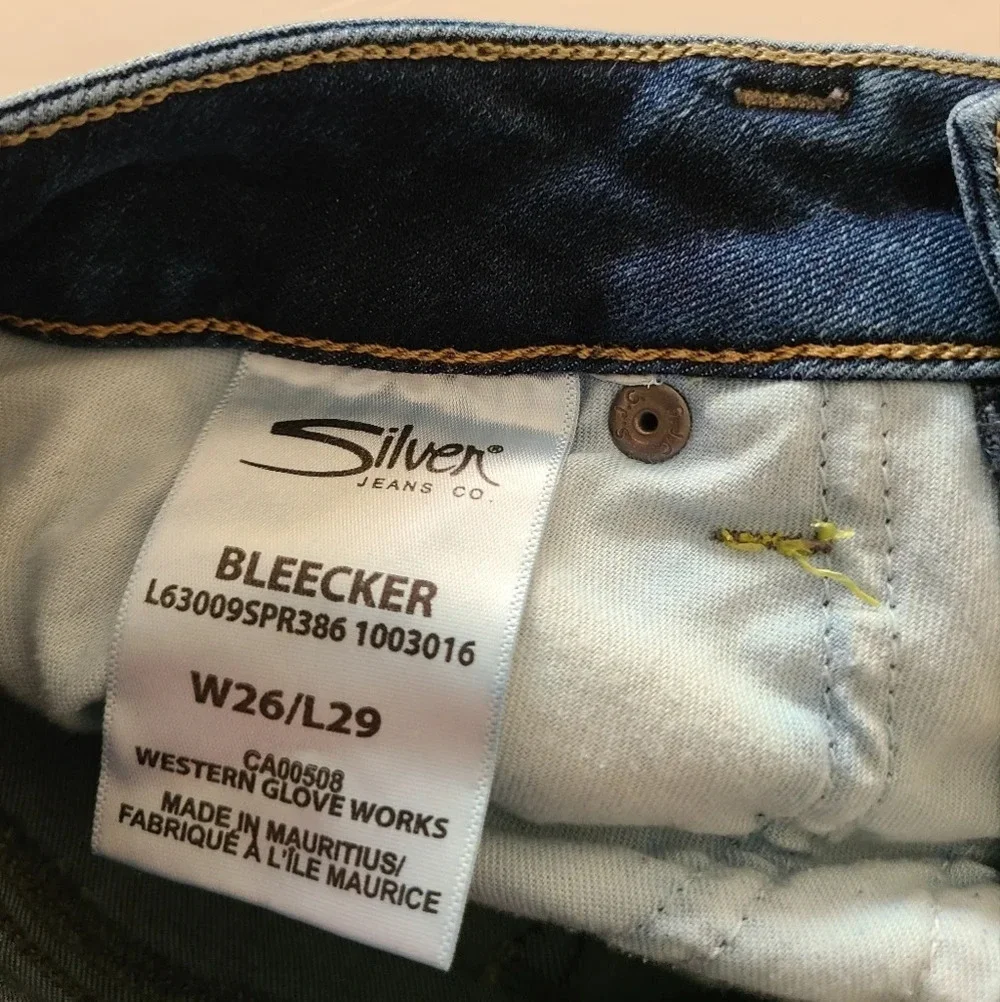 Silver jeans Bleecker  women's  sz.26 ×29
